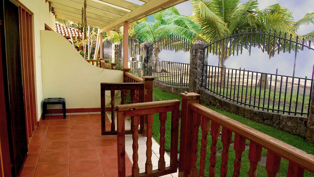 Hotel South Beach - Beachfront Jacó Extérieur photo